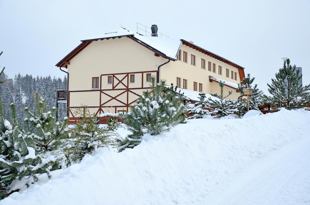 Penzion Na Vrsku Hotel Branna Luaran gambar